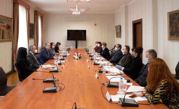 Президентът Радев се срещна с Експертния съвет към благотворителната инициатива „Българската Коледа“