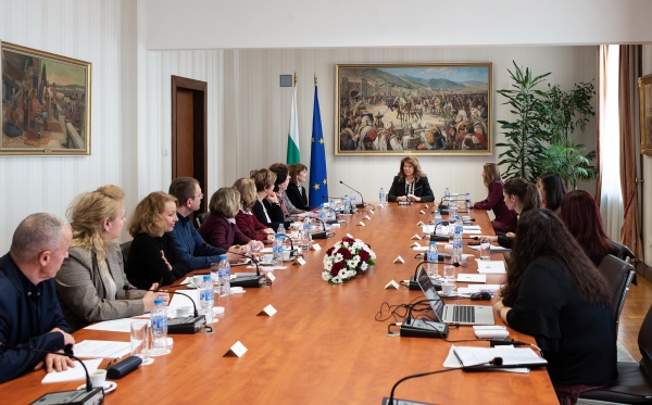 Над 350 заявления за подпомагане на деца и лечебни заведения са постъпили от началото на кампания 2025-2026 г. на „Българската Коледа“